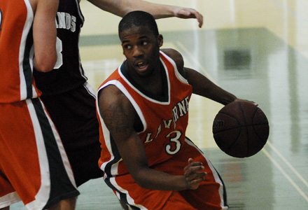 Point guard John Leggett