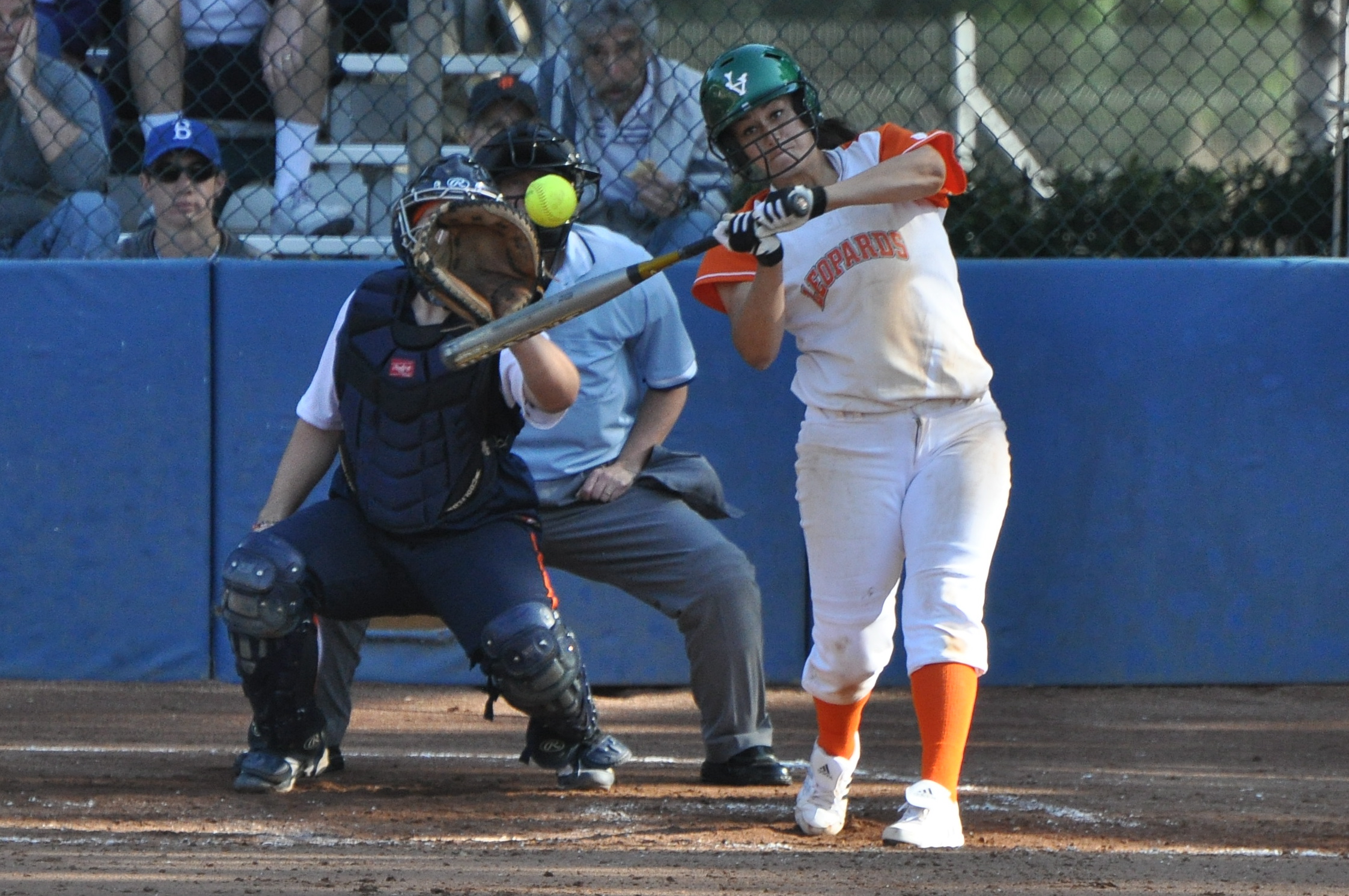 La Verne Splits With Pacific Lutheran