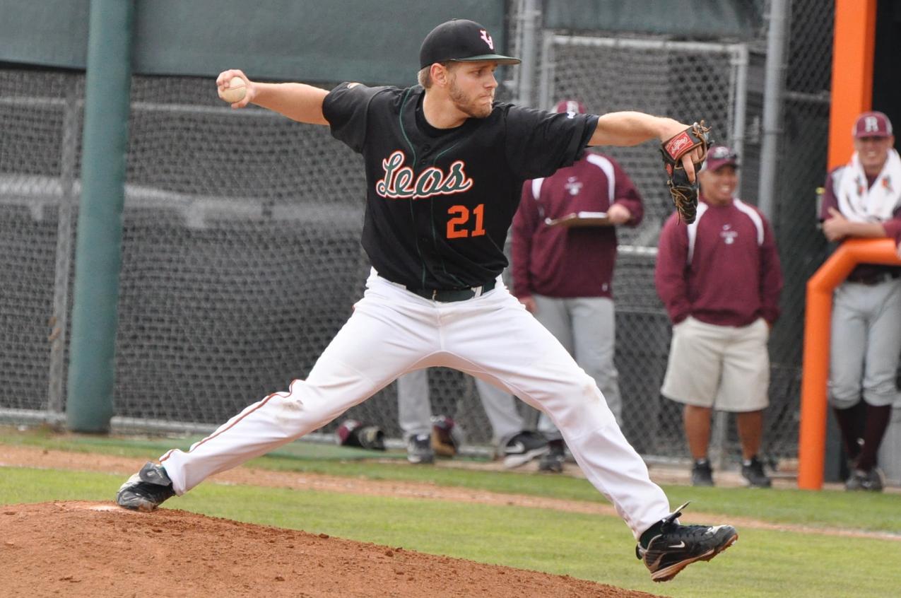 Leos Complete Sweep Over Poets
