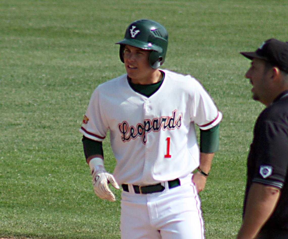 La Verne Splits Doubleheader With Pomona-Pitzer