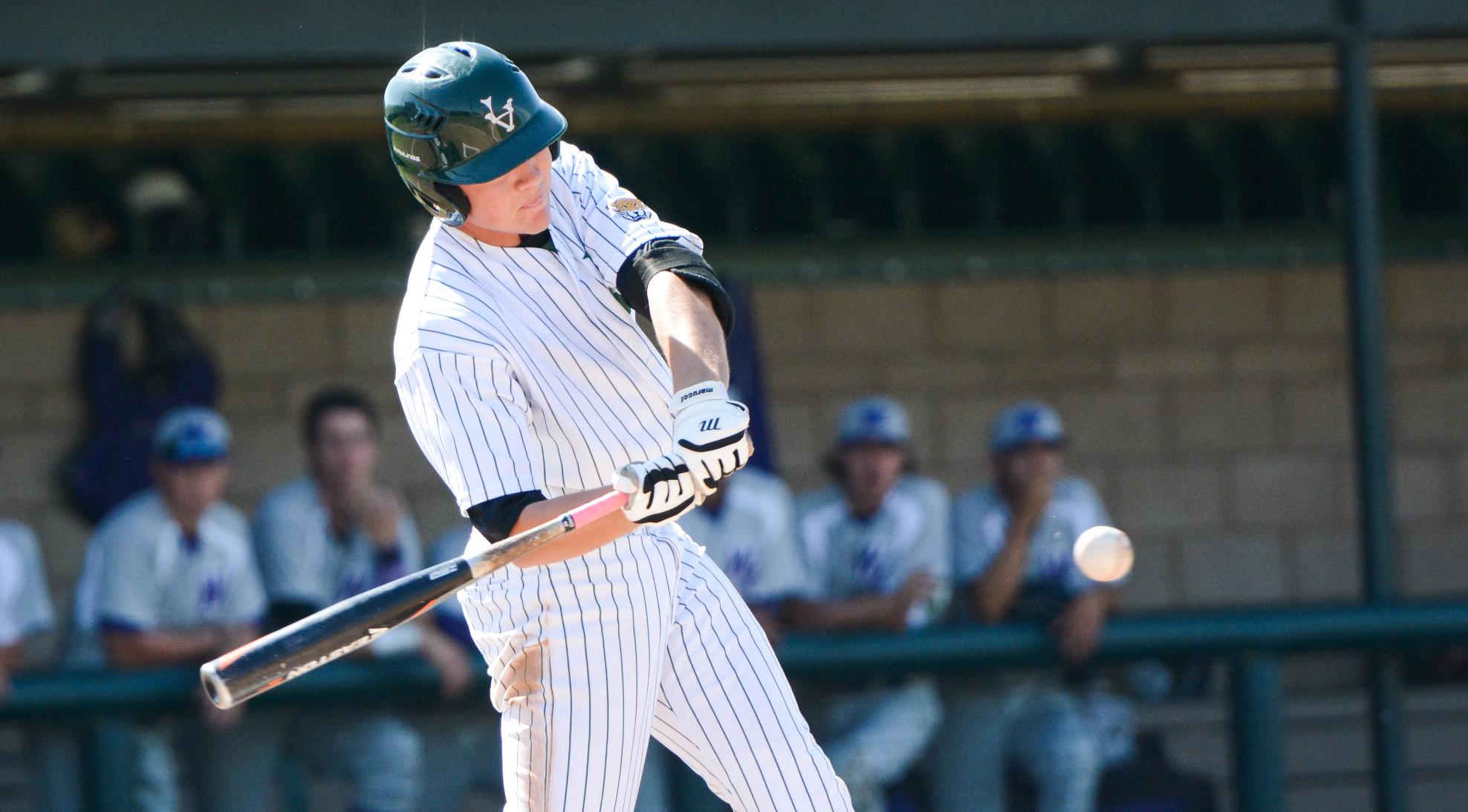 Baseball falls to Pacific Lutheran