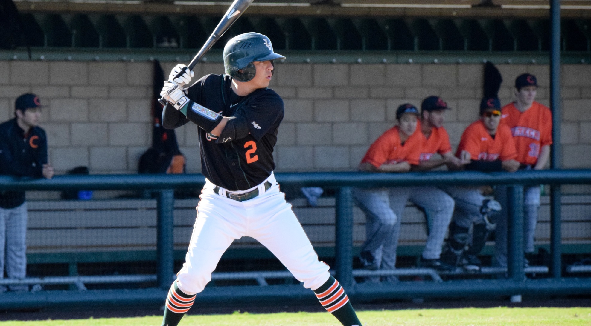 Douglas walk-off single lifts La Verne past No. 14 Kean 6-5