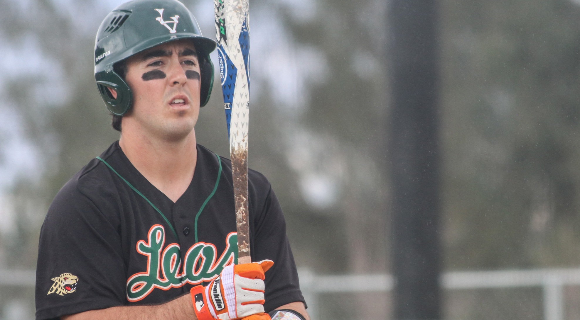 Baseball falls to Ithaca 13-10