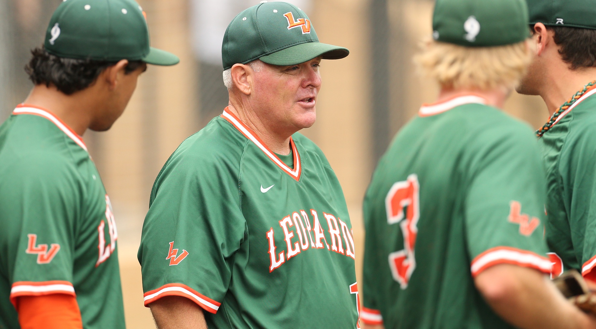 Baseball sweeps Caltech, Winterburn notches 400th win