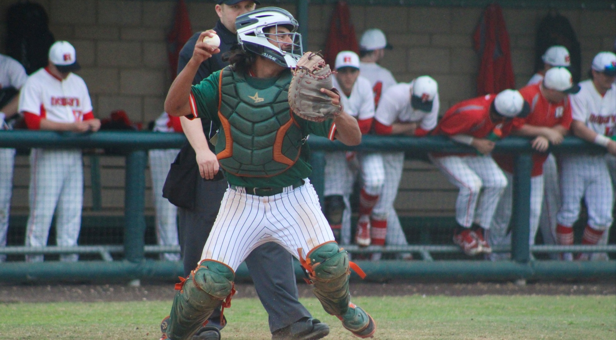 Leopards beat Poets, stay in hunt for SCIAC title