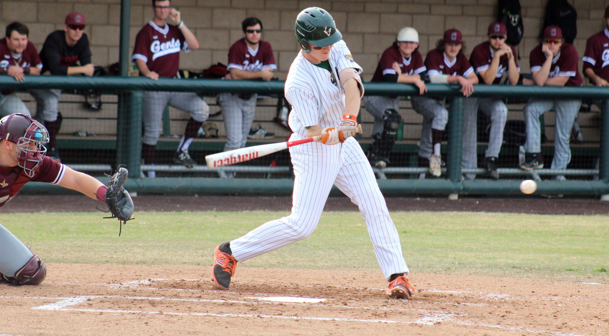 Baseball beats No. 8 Centenary