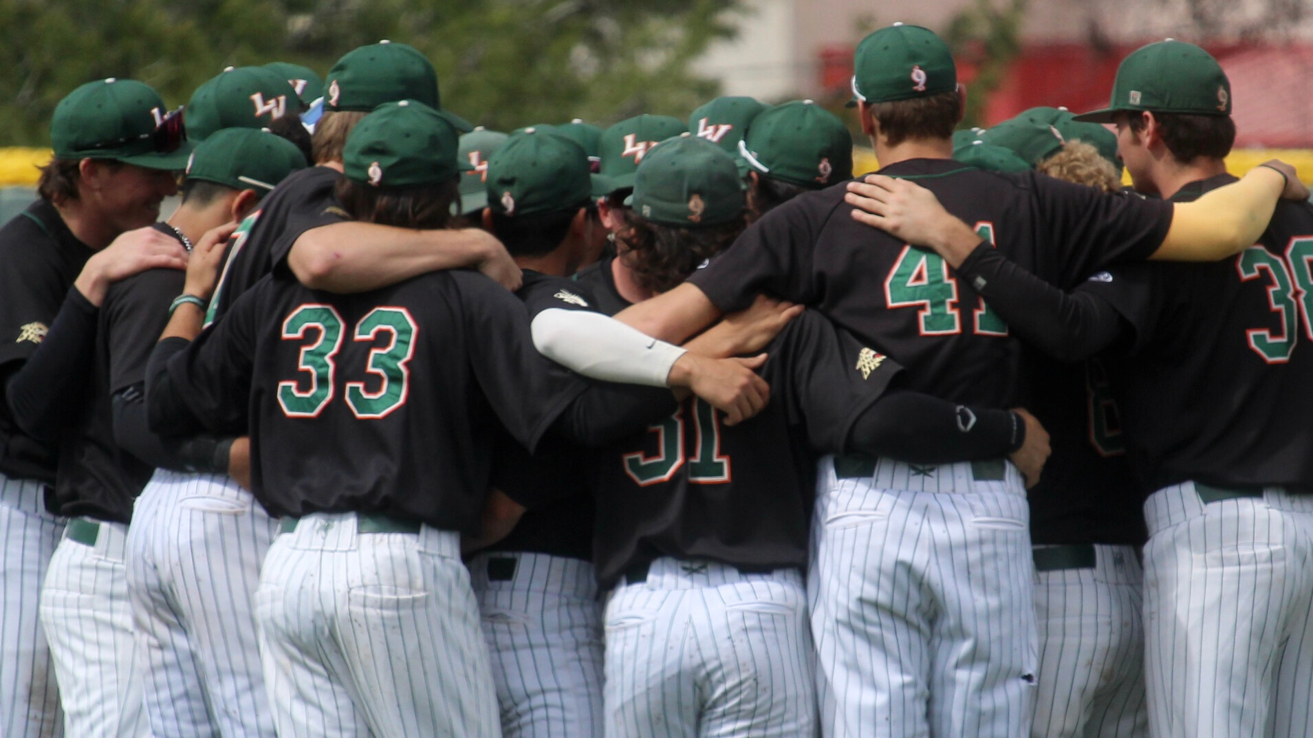 Leopards Beat the Panthers and take the Series 2-1