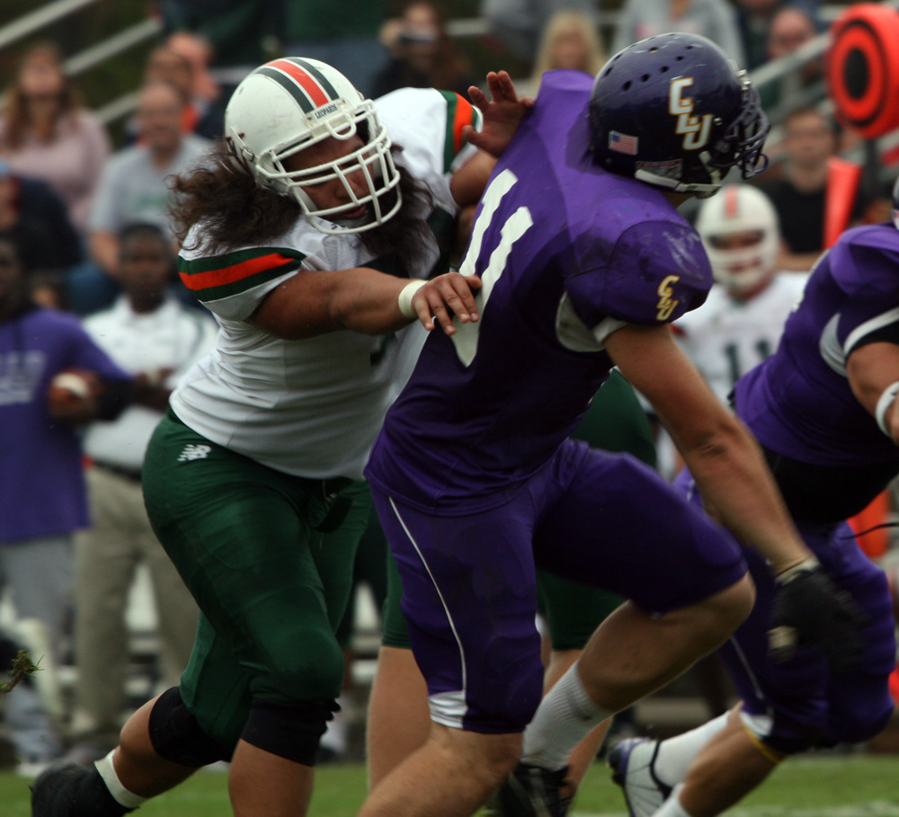 Leopards Upended By #21 Kingsmen