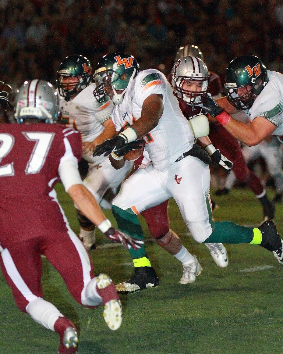Leopard football team takes first league loss