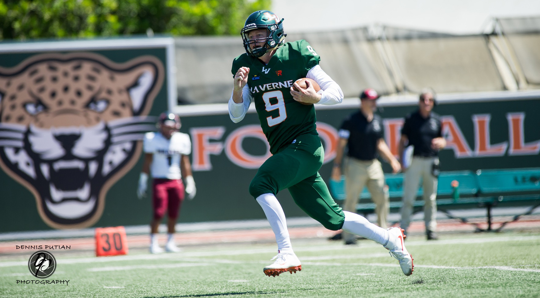 Leopards' 4th Quarter Rally Falls Short