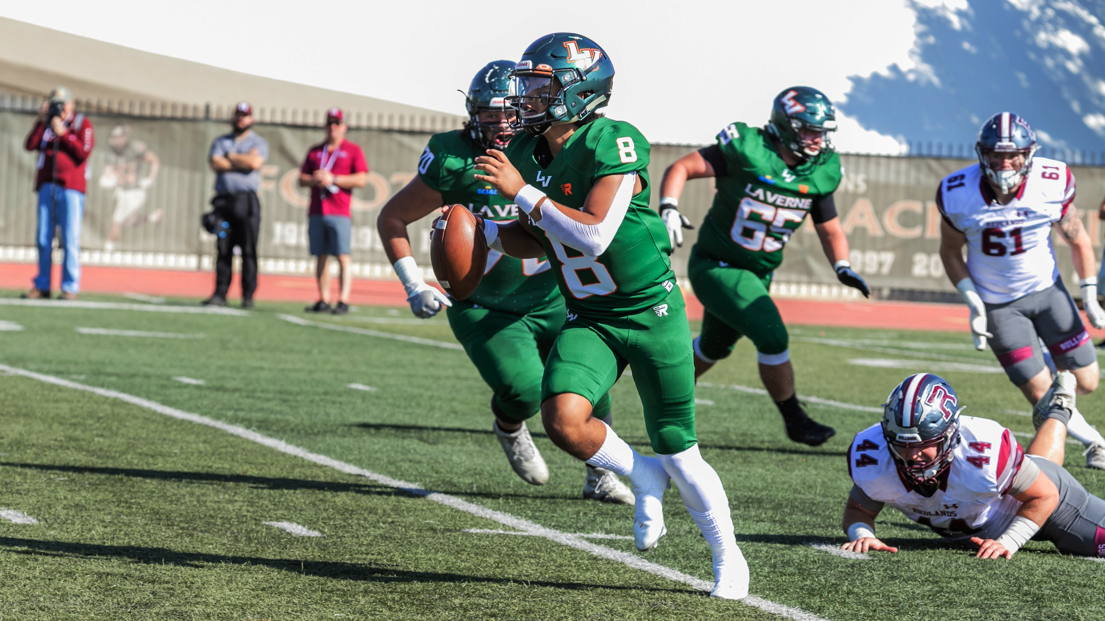 La Verne Football Runs Past Poets