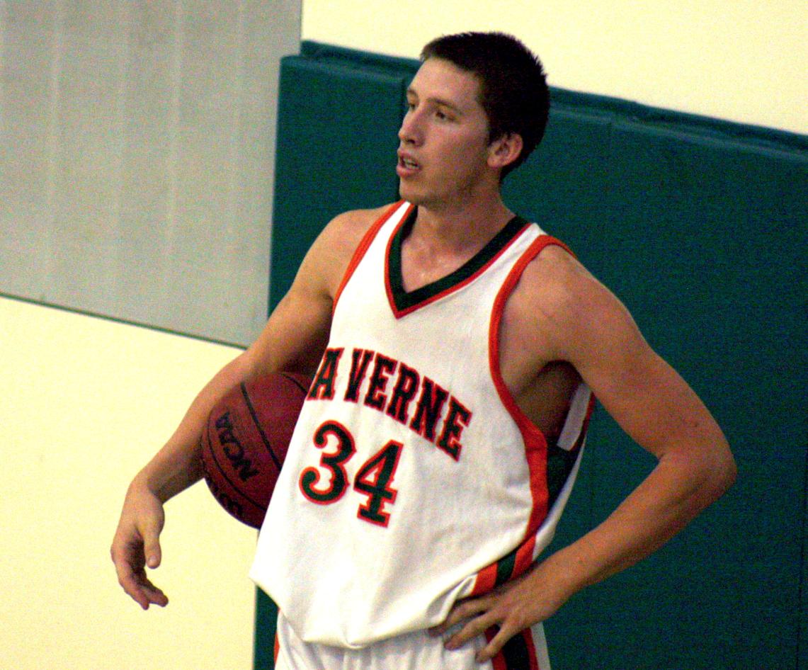 Cold Shooting Sends Leos To Second Straight Loss