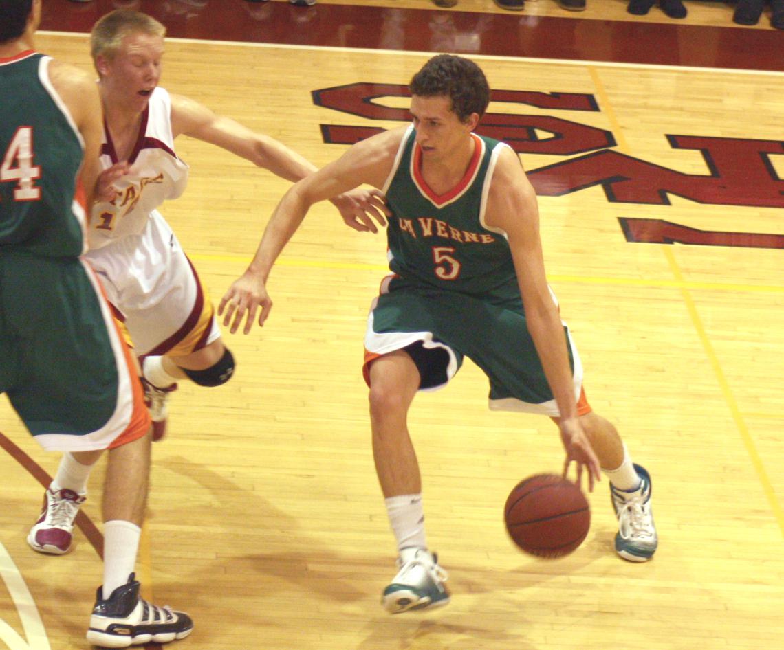 Leopards Bow To Stags In Conference Semifinals