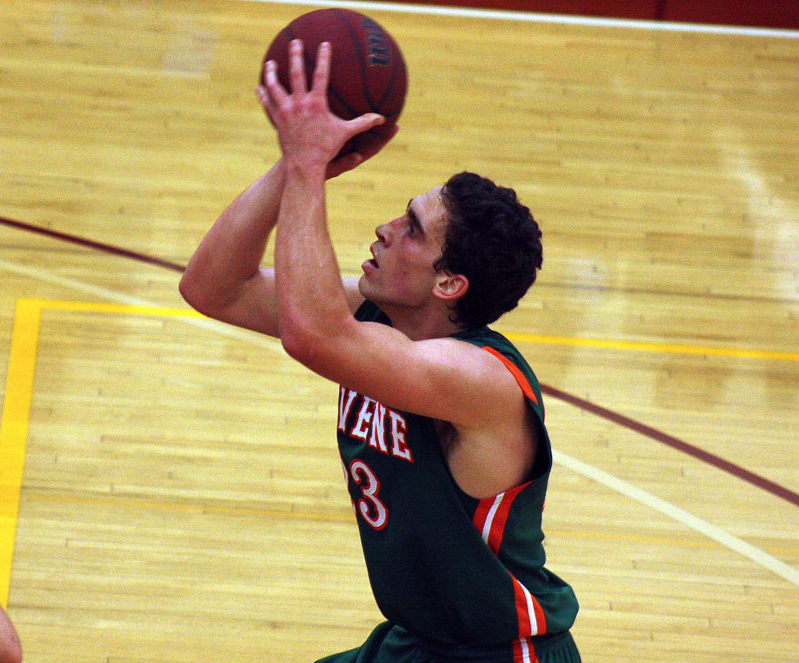 La Verne Bows To Whittier In Season Finale