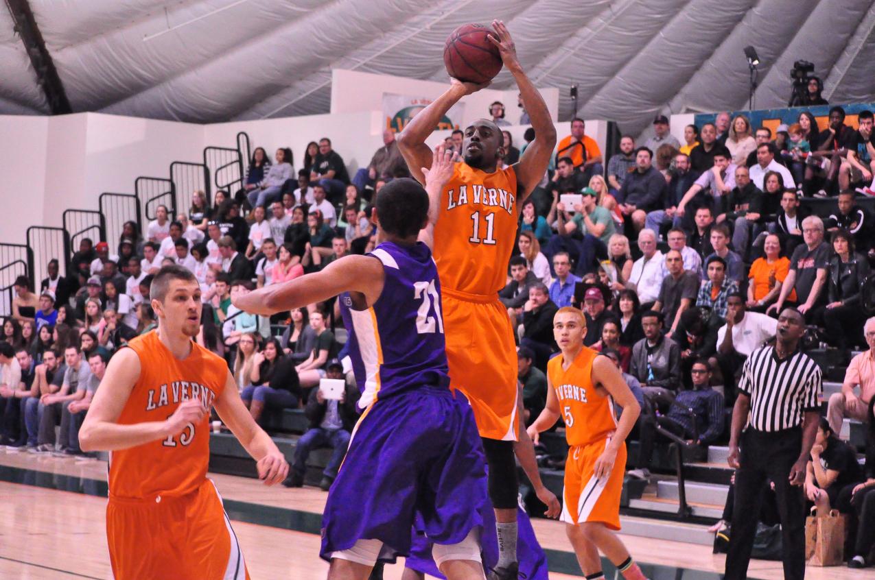 Leopards take loss in first league matchup