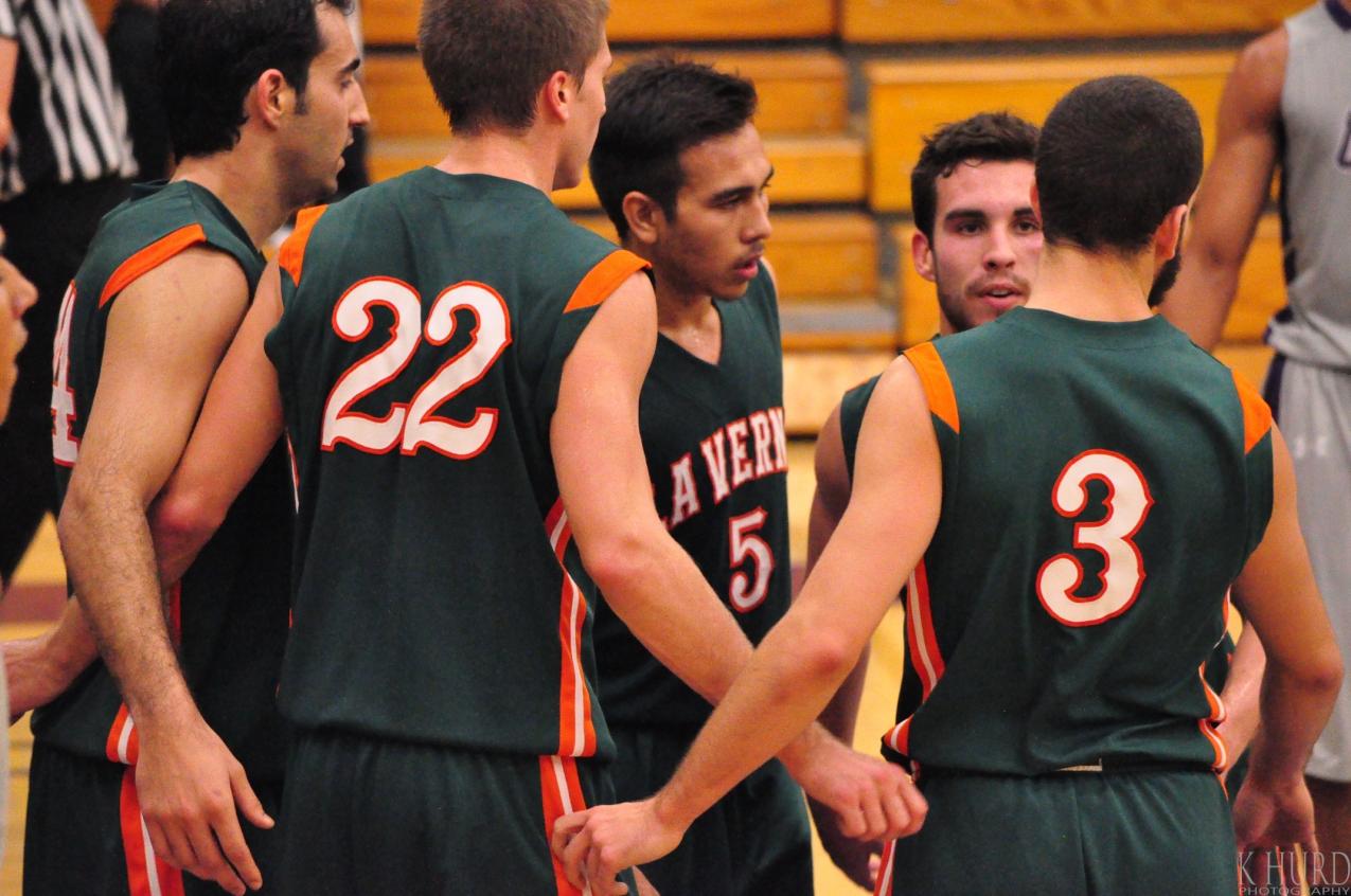 Leos Cruise Past Caltech