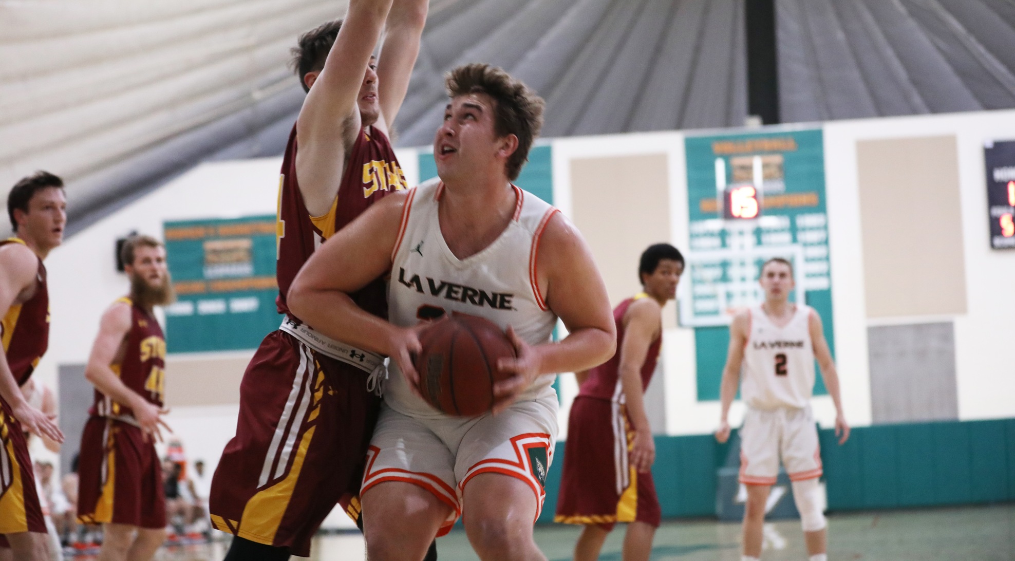 Stags pull away from Leopards in second half