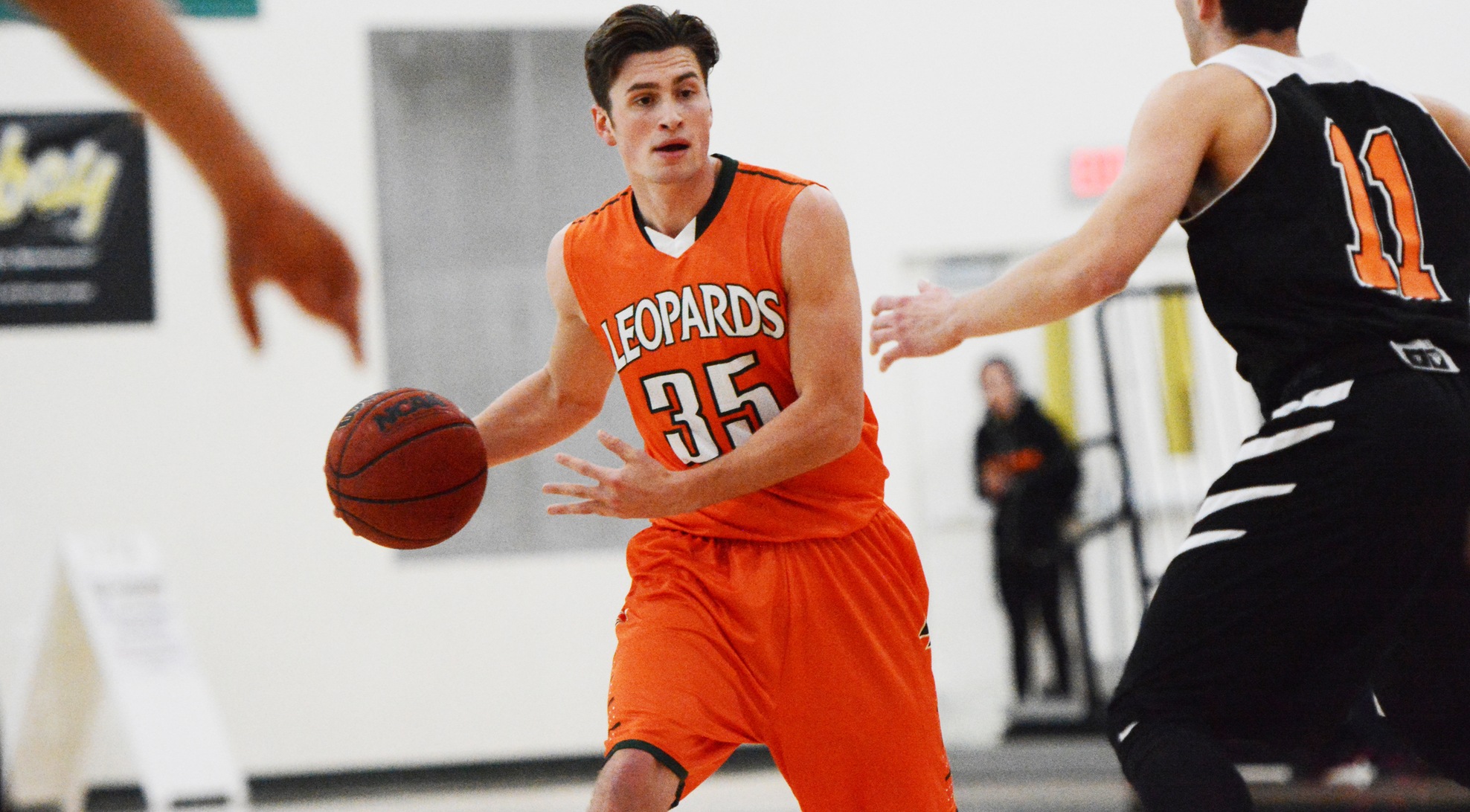 Leopards drop season opener in Washington