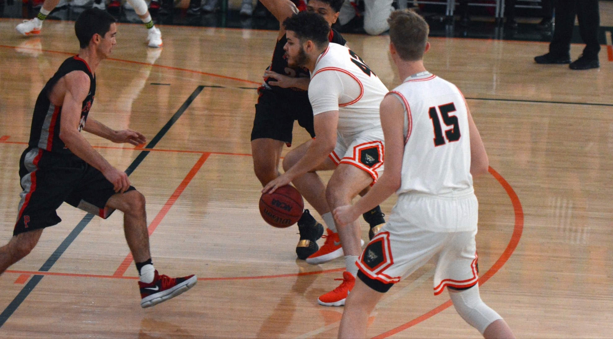 Men's Basketball closes Mission Inn Classic against Willamette