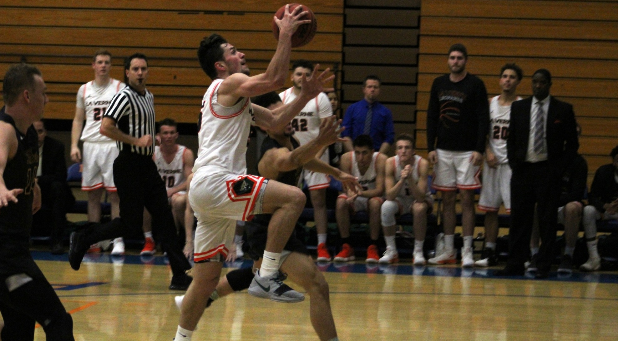 Head scores 22 against No. 1 Whitman