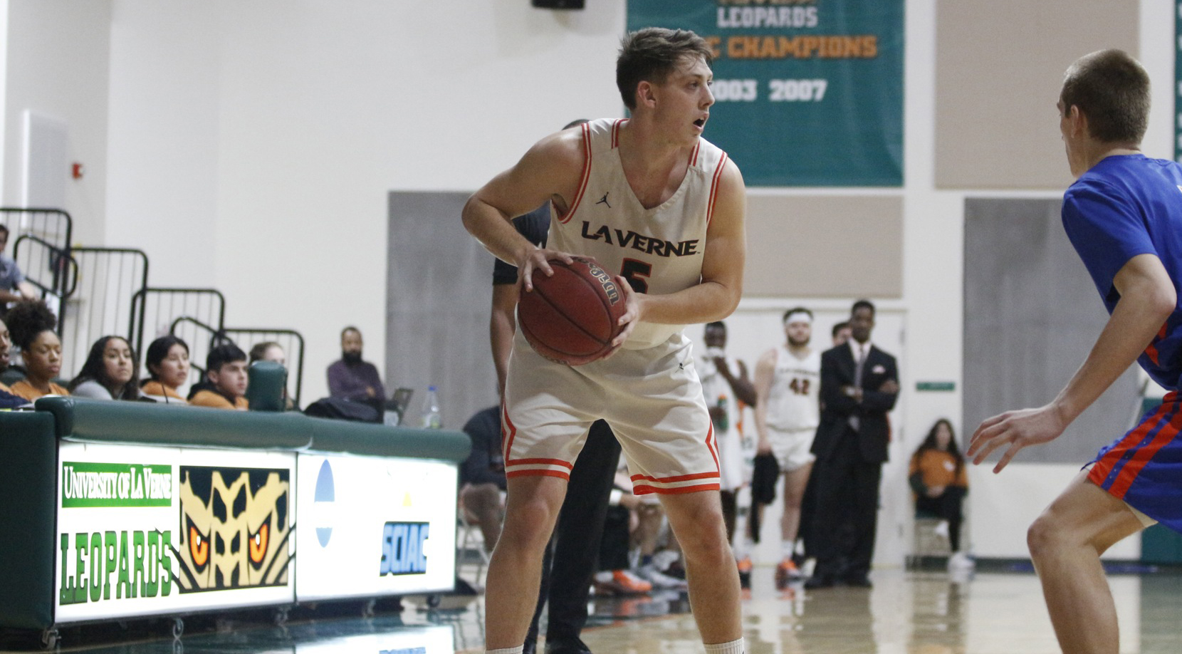 Allen, Enoch Lead Leopards at Occidental