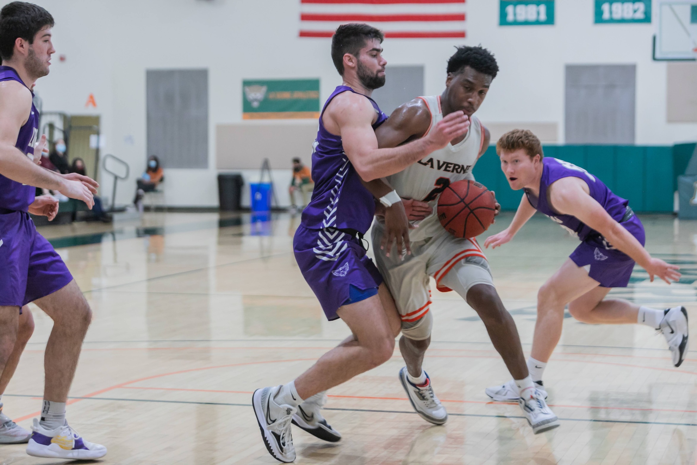 Shaw, Antonis shine, but Leos fall to Poets