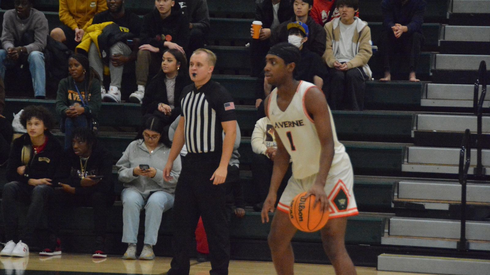 Short-Handed Leopards Take On Sagehens