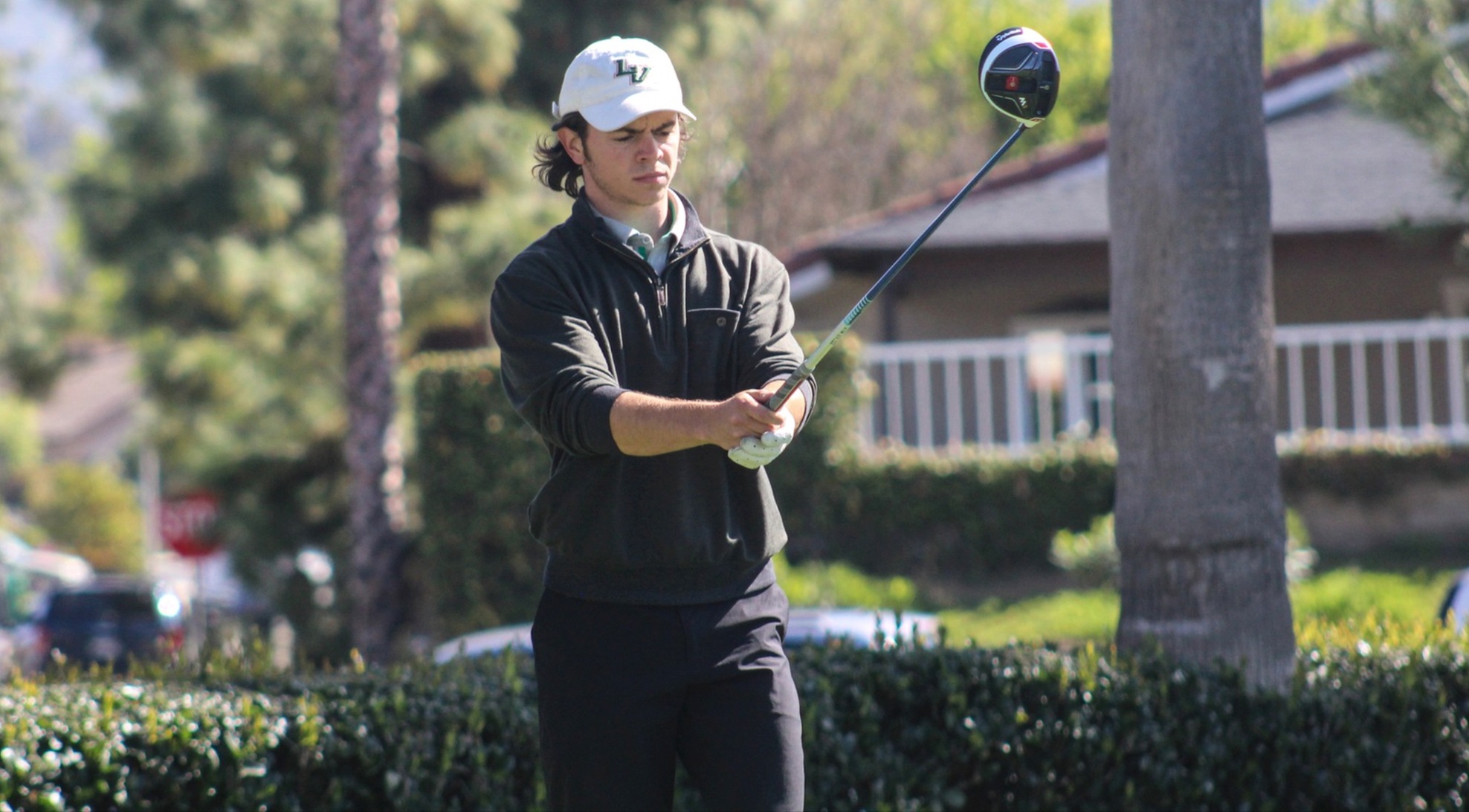 Davis in top-15 after day 3
