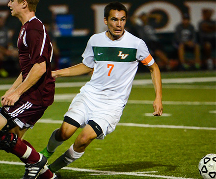 #7 Saul Uribe (Photo by Chris Mora)