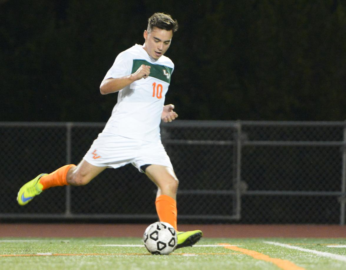 Men's Soccer tops CMS on brilliant Gonzalez winner