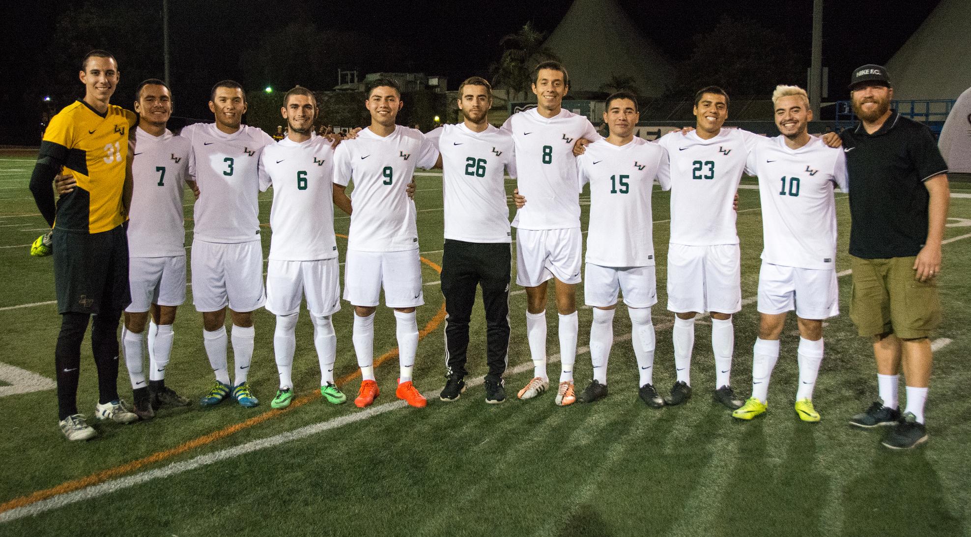 Uribe winner lifts Men's Soccer over Claremont-Mudd-Scripps