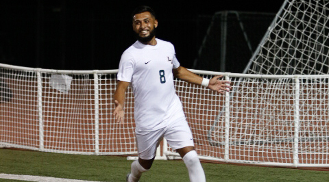 Leopards Win Thriller in SCIAC Opener