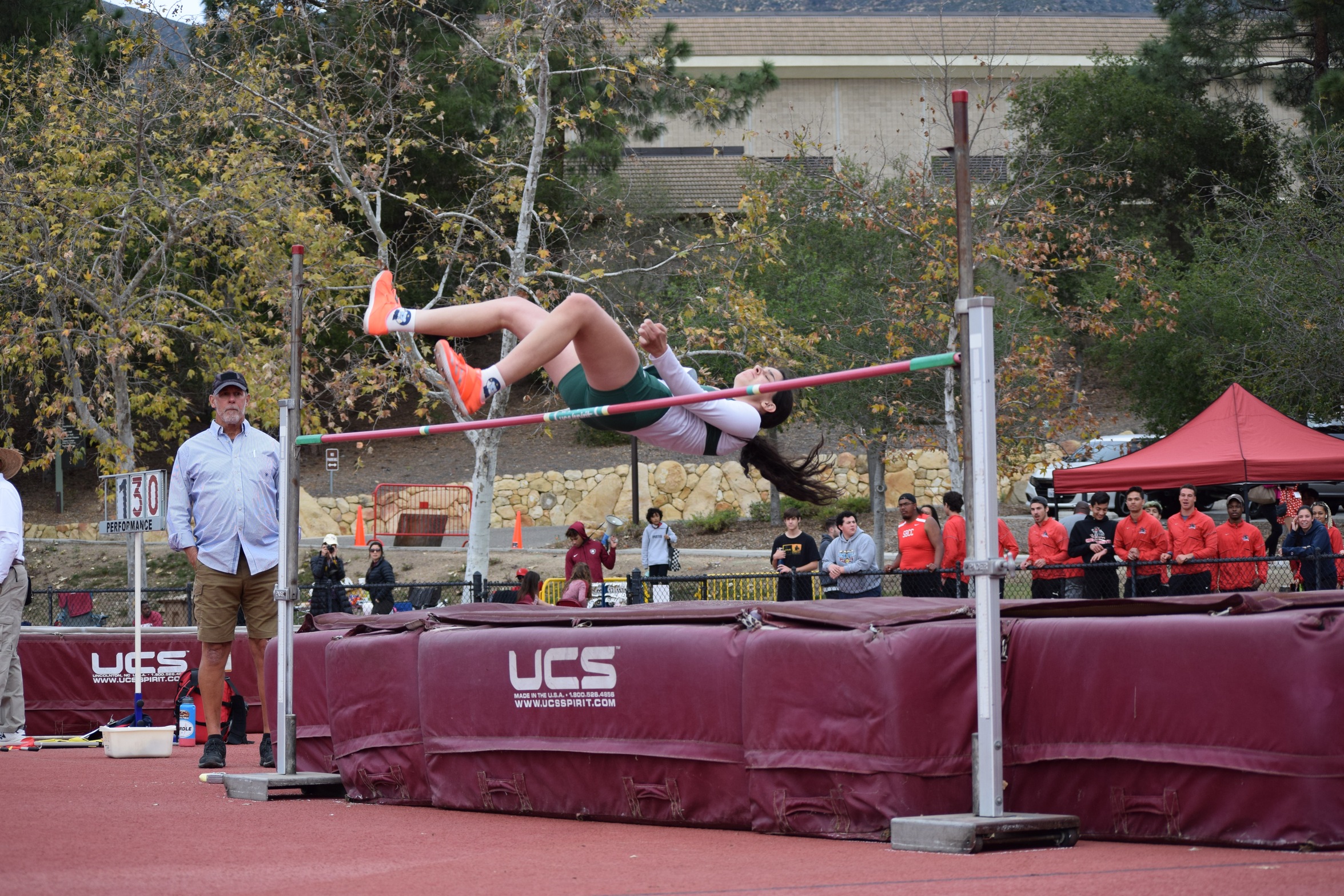 Leos kick off season at On Your Marks Meet