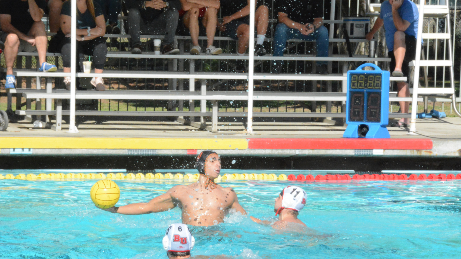 Leopards Win Thriller On Senior Day