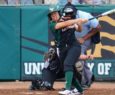 Softball Falls Short at Redlands