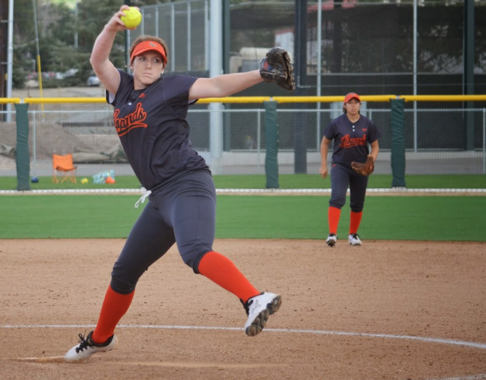 Softball rescues split against Redlands