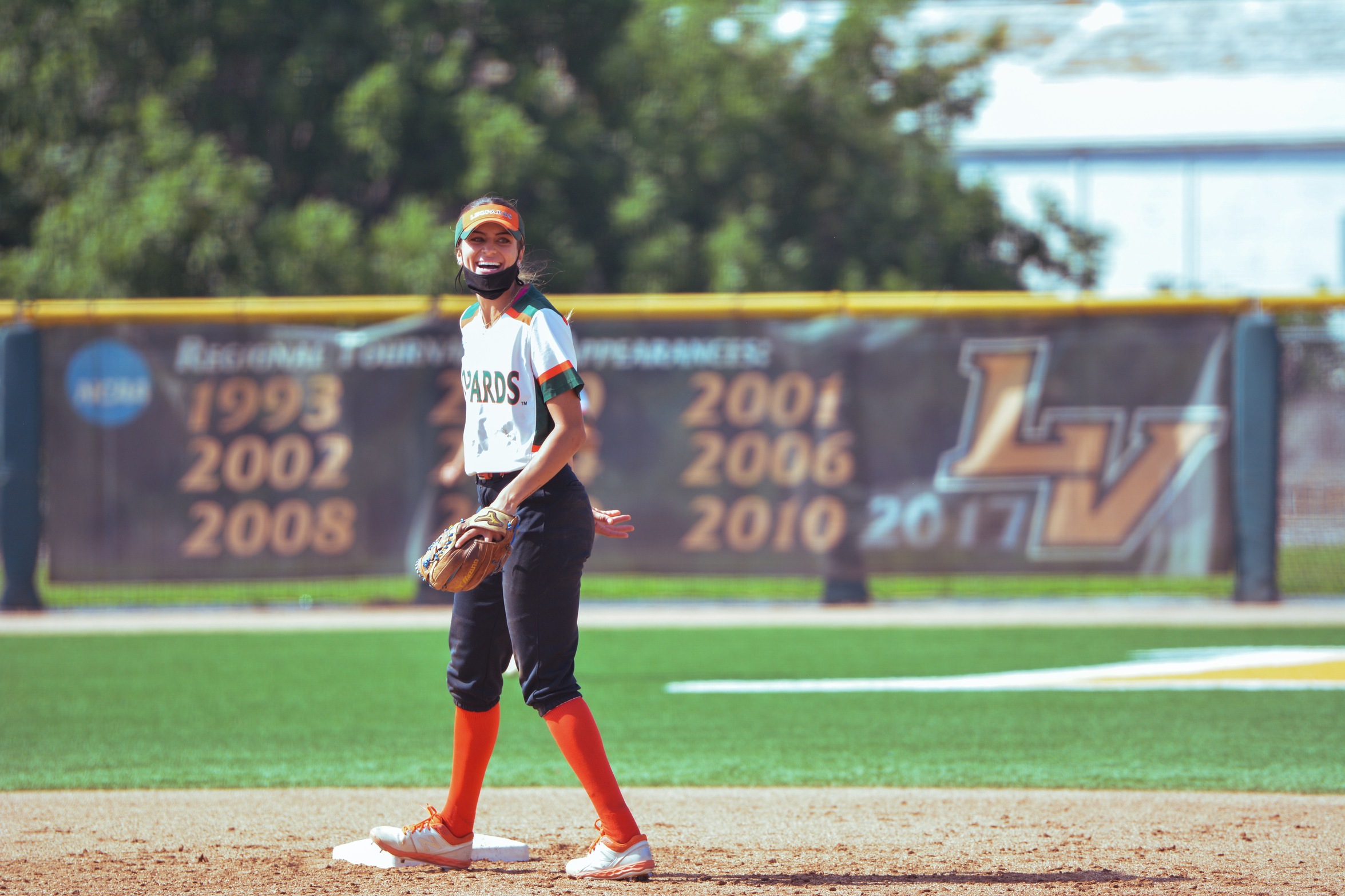 Leos take both legs of double header