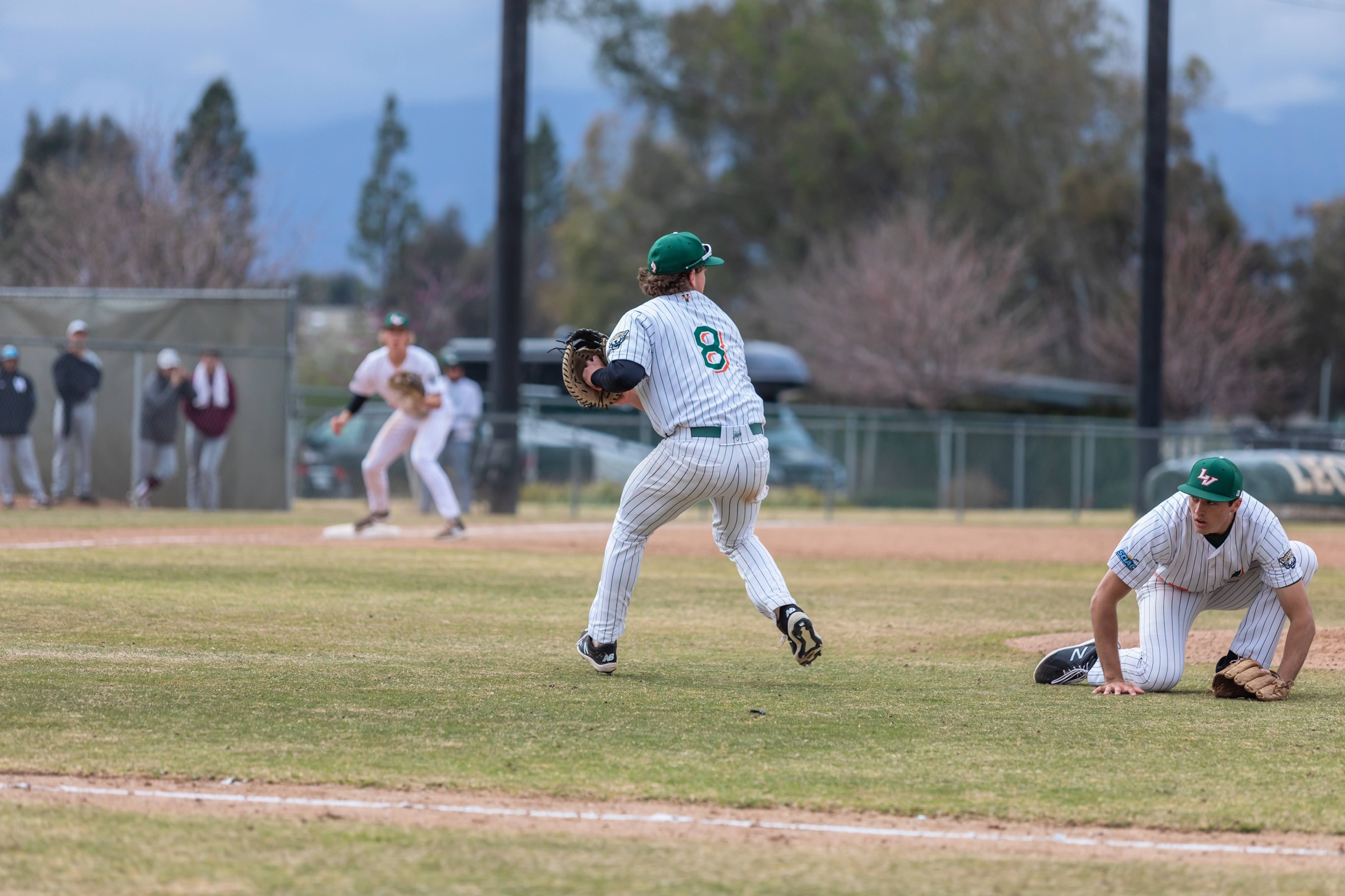 La Verne Sweeps CalTech