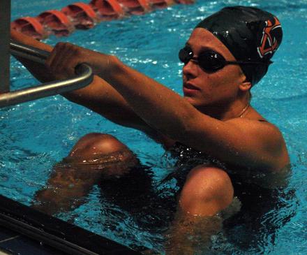 Maddie Lovrensky Wins the SCIAC Female Athlete of the Year in Swimming