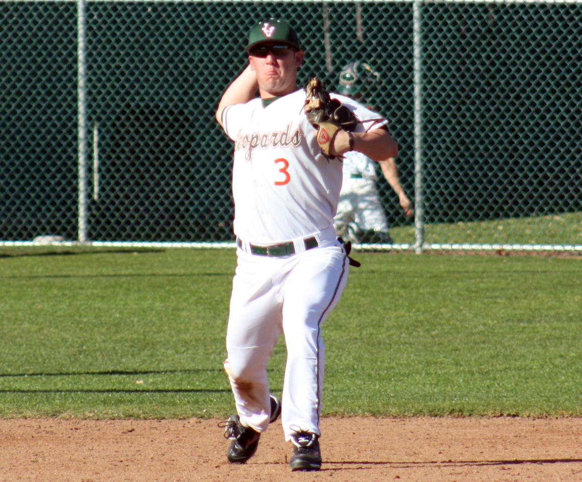 Leos Fall to Tornados In Final Game of Arizona Desert Classic
