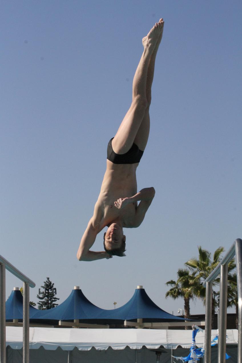 Lovrensky, Tittl Highlight Day One Action At SCIAC Championships