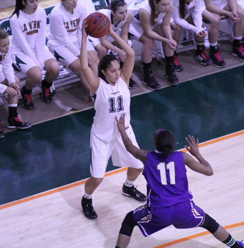 Women's Hoops Fall At Home To Regals