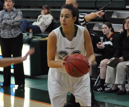 Women's Basketball Falls to Pomona-Pitzer