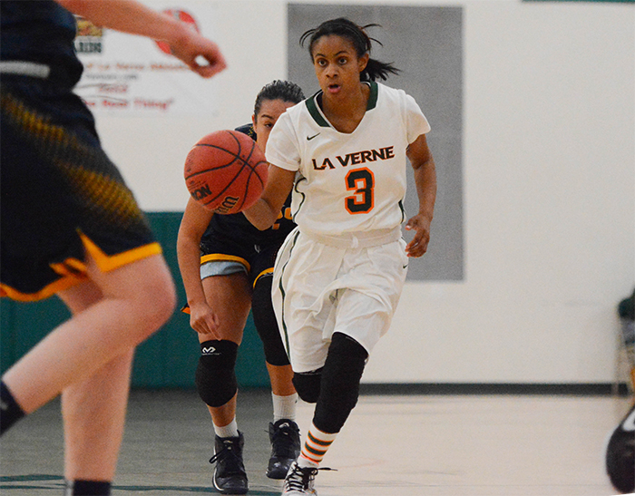 Hicks, bench spark Women&rsquo;s Basketball past Whittier