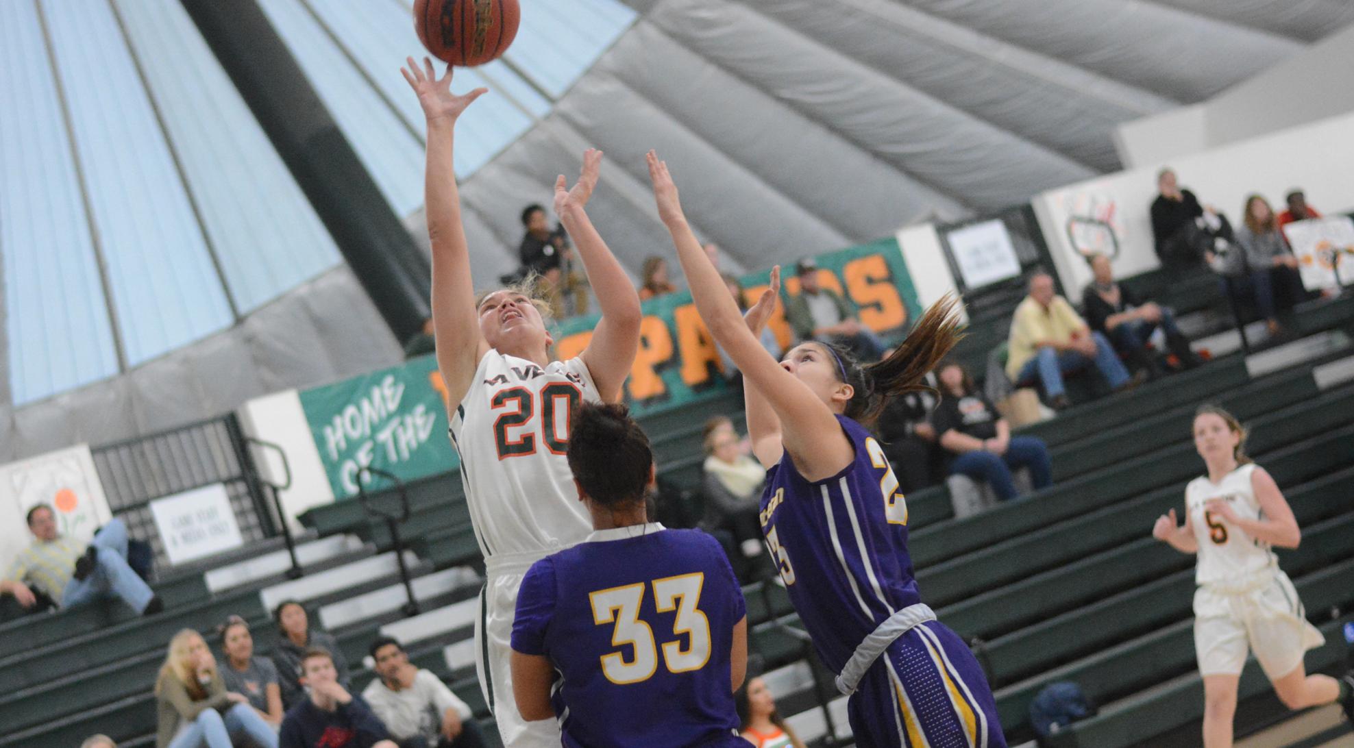 Women's Basketball falls at CMS