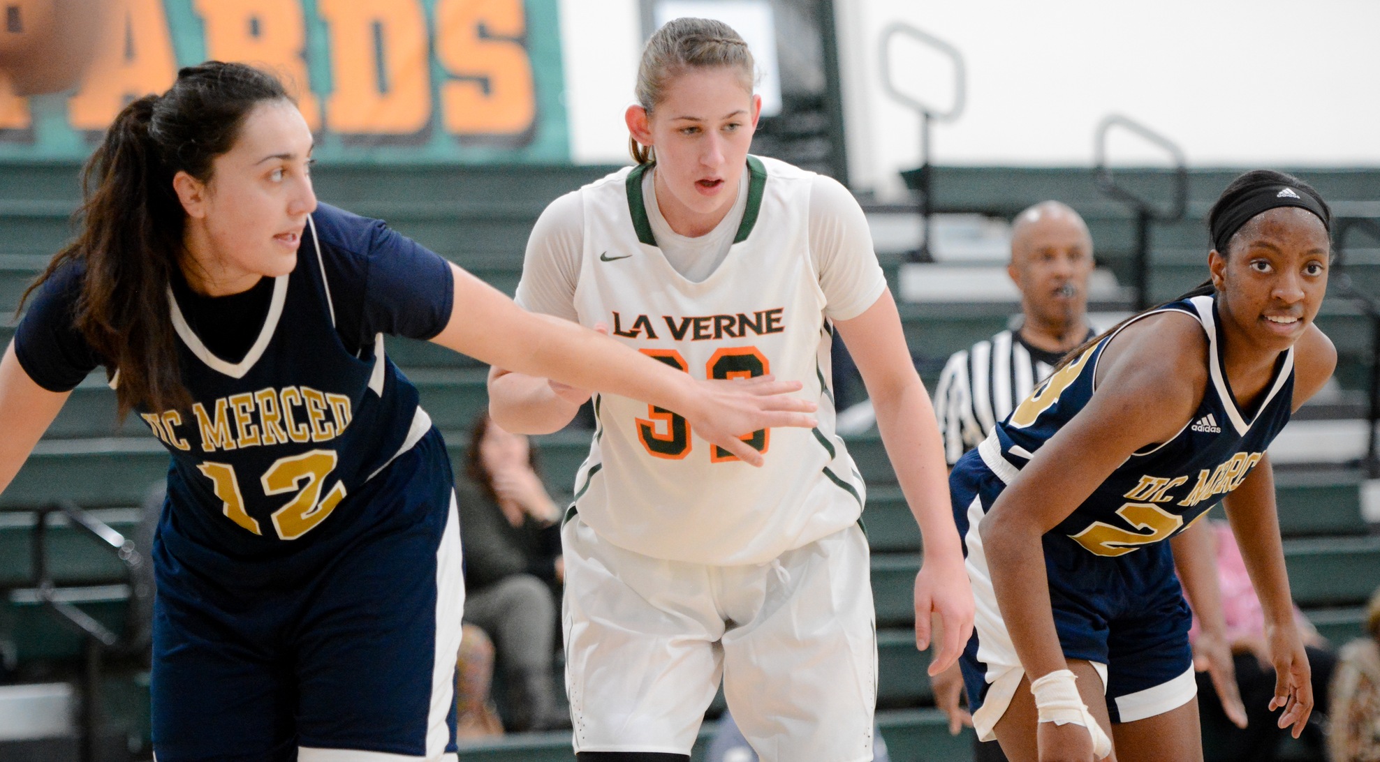 Chapman pulls away in second half to beat La Verne 79-58