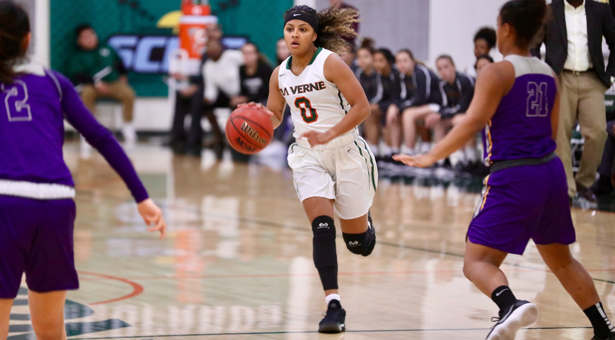 Perez scores 31 in SCIAC opener