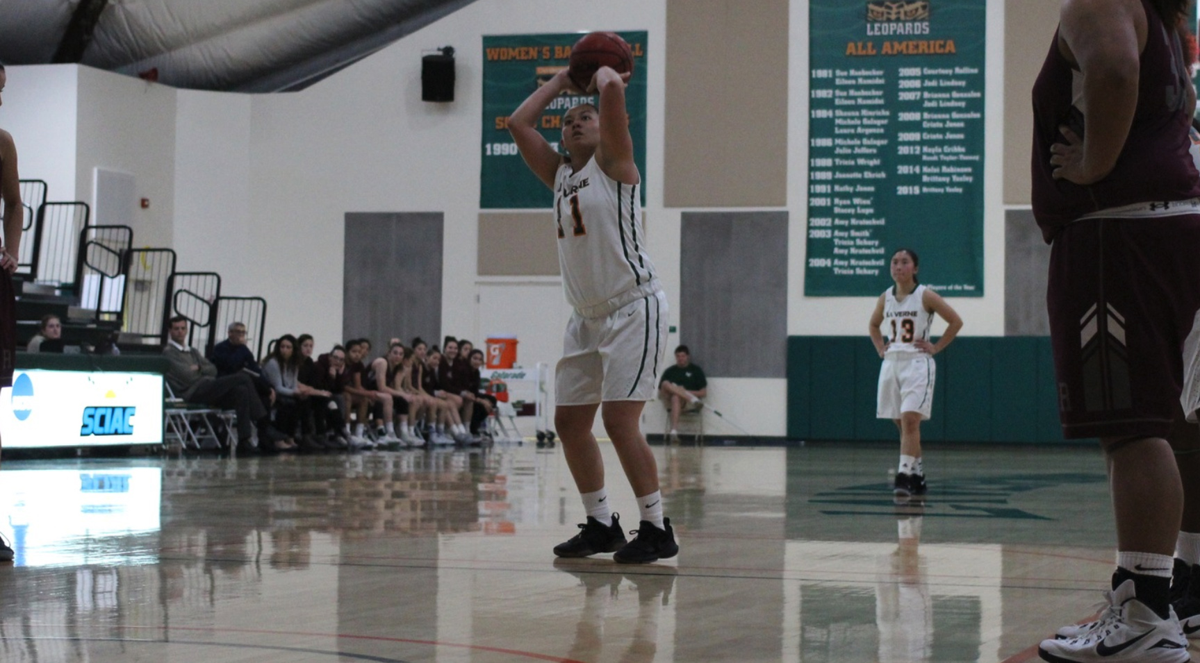Women's Basketball falls on the road