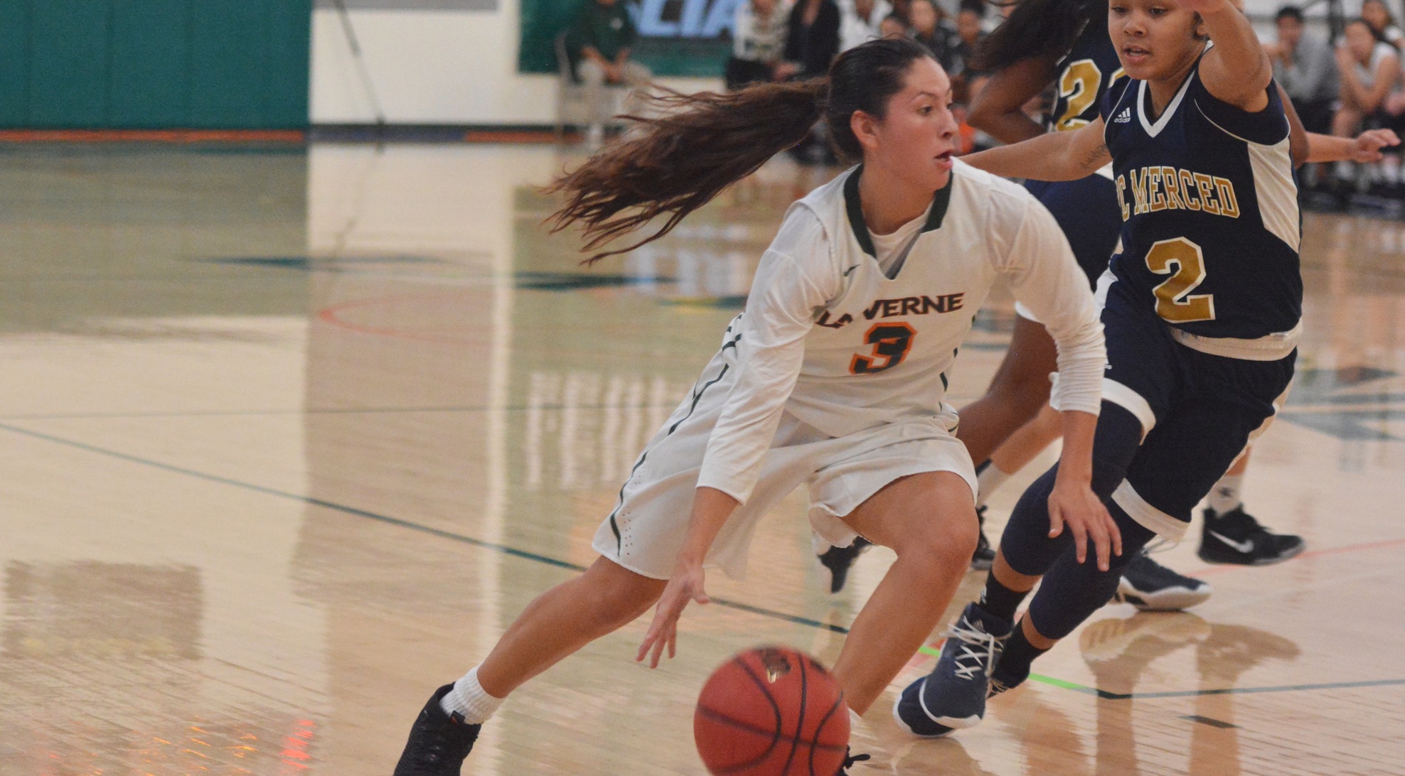 Perez scores 29 against No. 6 Whitman