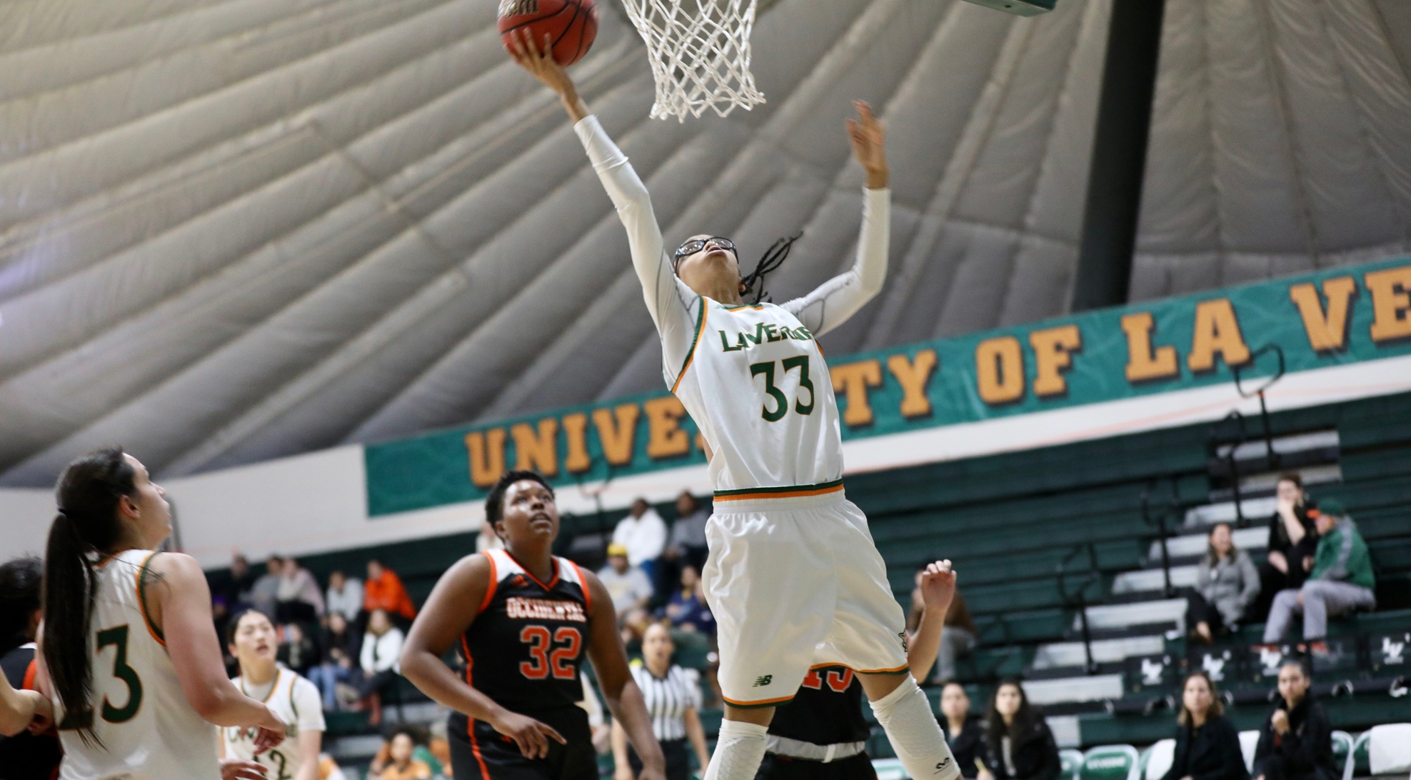 Johnson, McDaniel Lead Leopards in Rout of Oxy